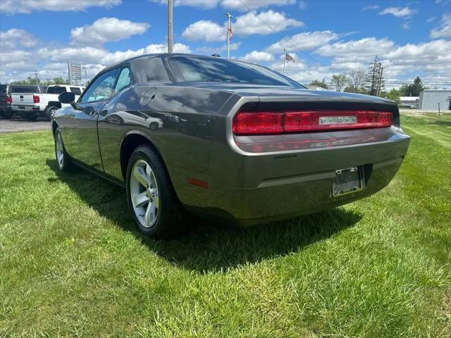2009 Dodge Challenger SE