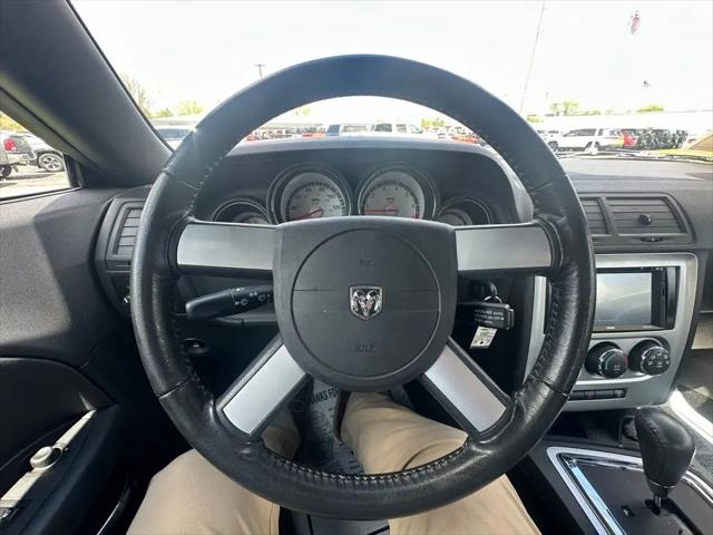 2009 Dodge Challenger SE