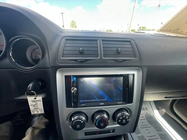 2009 Dodge Challenger SE