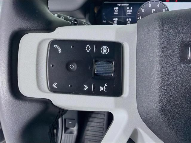 2025 Land Rover Defender 110 P300