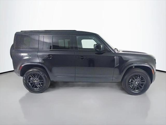 2025 Land Rover Defender 110 P300