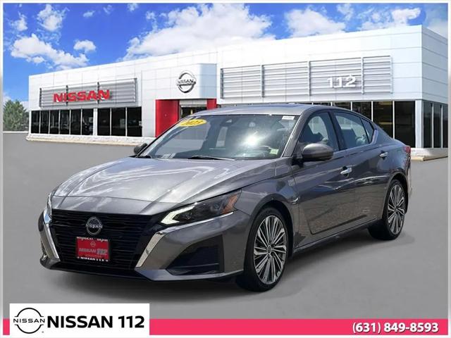 2023 Nissan Altima SL FWD for sale in PATCHOGUE, NY