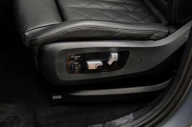 2025 BMW X6 xDrive40i