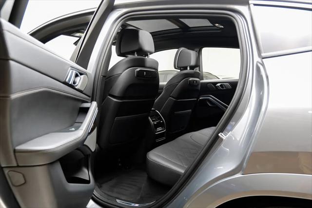 2025 BMW X6 xDrive40i