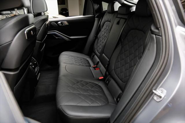 2025 BMW X6 xDrive40i