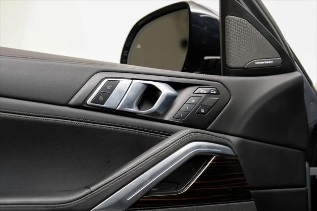 2025 BMW X6 xDrive40i