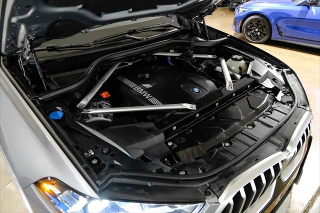 2025 BMW X6 xDrive40i