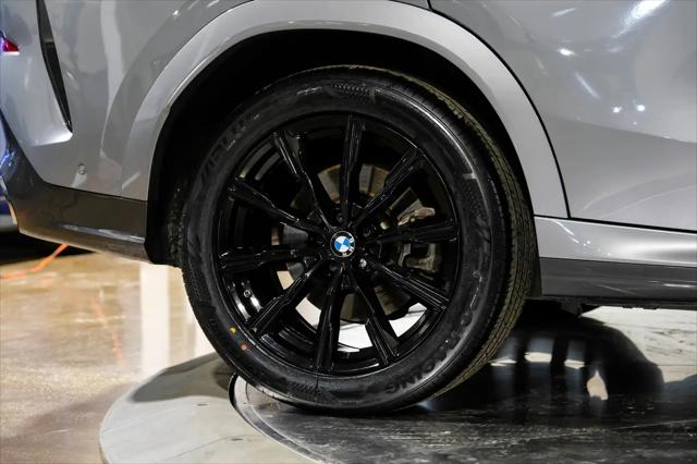 2025 BMW X6 xDrive40i