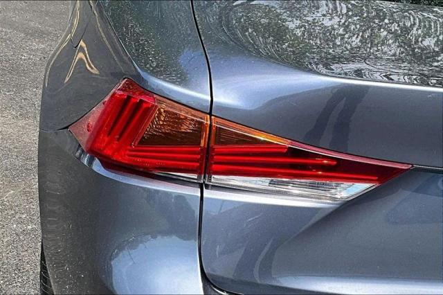 2018 Lexus IS 300 300