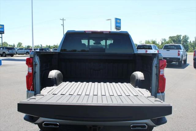2026 Chevrolet Silverado 1500 4WD Crew Cab Short Bed RST