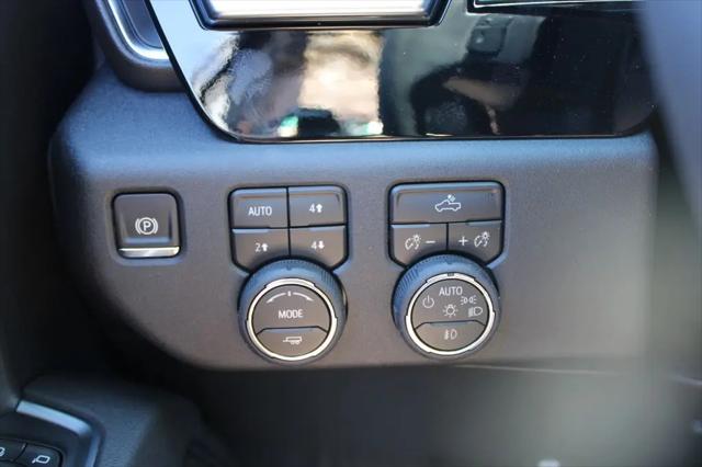 2026 Chevrolet Silverado 1500 4WD Crew Cab Short Bed RST