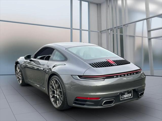 2021 Porsche 911 Carrera