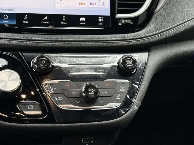 2026 Chrysler Pacifica Select AWD