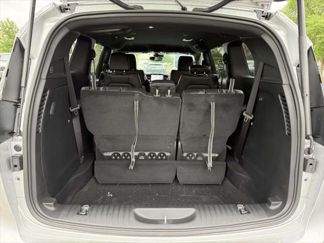 2026 Chrysler Pacifica Select AWD