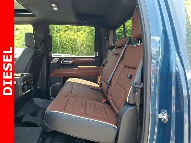 2026 GMC Sierra 2500HD Crew Cab, Standard Bed, Denali Ultimate, 4WD
