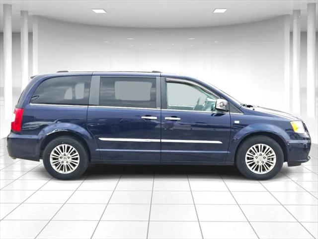 2014 Chrysler Town & Country Touring-L 30th Anniversary