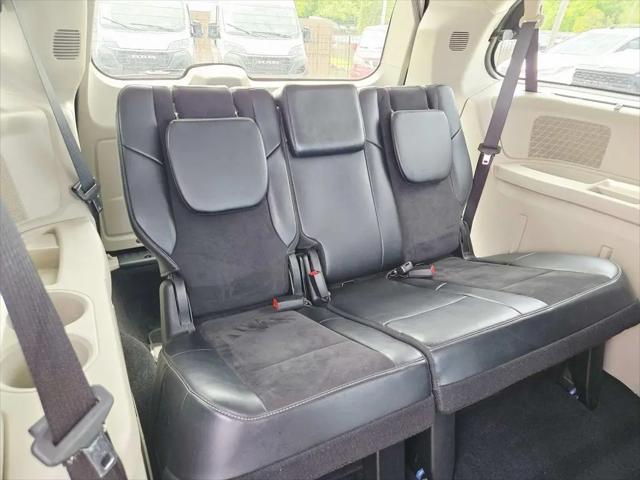 2014 Chrysler Town & Country Touring-L 30th Anniversary