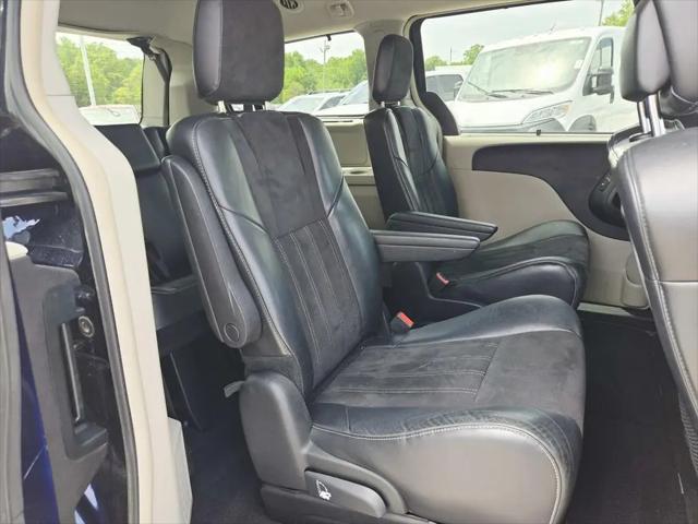 2014 Chrysler Town & Country Touring-L 30th Anniversary