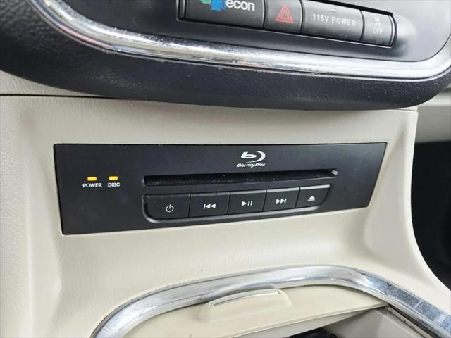 2014 Chrysler Town & Country Touring-L 30th Anniversary