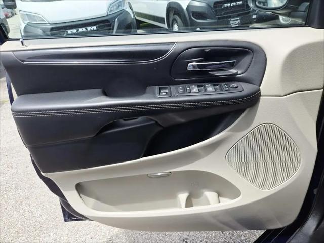 2014 Chrysler Town & Country Touring-L 30th Anniversary