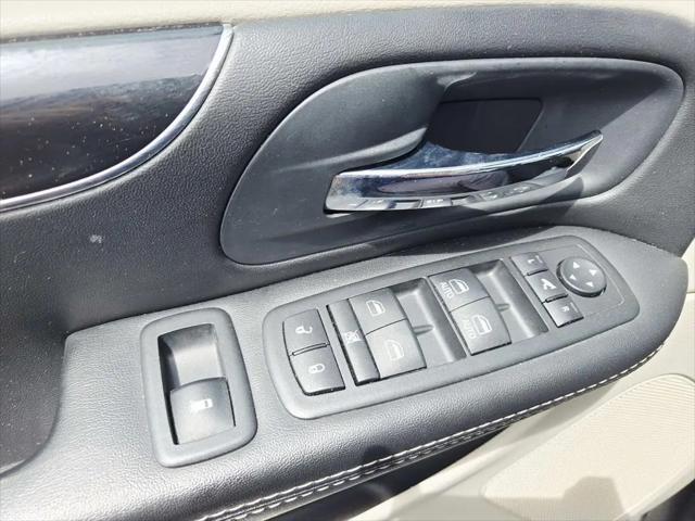 2014 Chrysler Town & Country Touring-L 30th Anniversary