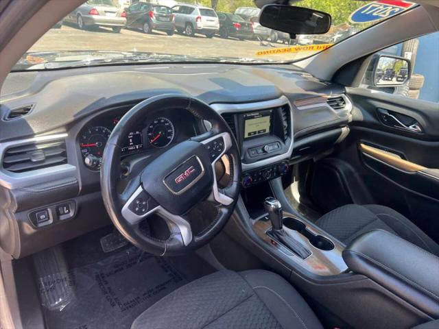 2017 GMC Acadia SLE-1