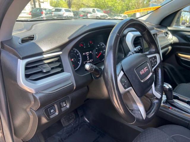 2017 GMC Acadia SLE-1