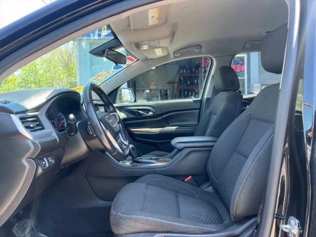 2017 GMC Acadia SLE-1