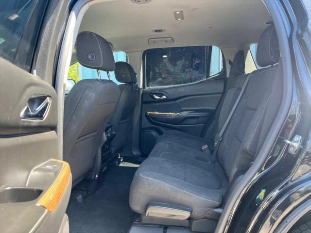 2017 GMC Acadia SLE-1