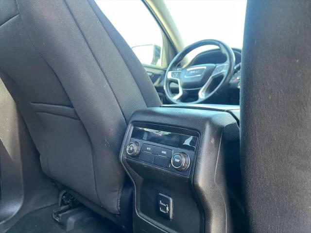 2017 GMC Acadia SLE-1