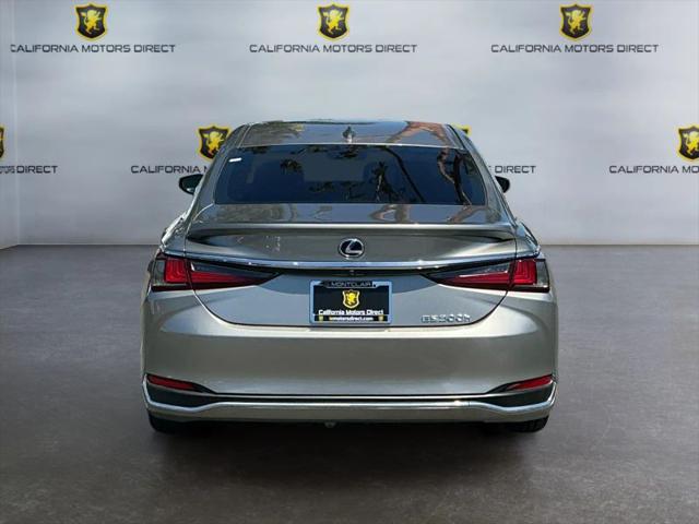 2021 Lexus ES 300h 300h