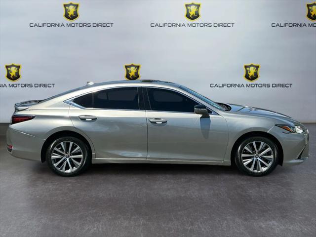 2021 Lexus ES 300h 300h