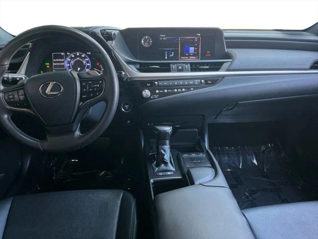 2021 Lexus ES 300h 300h