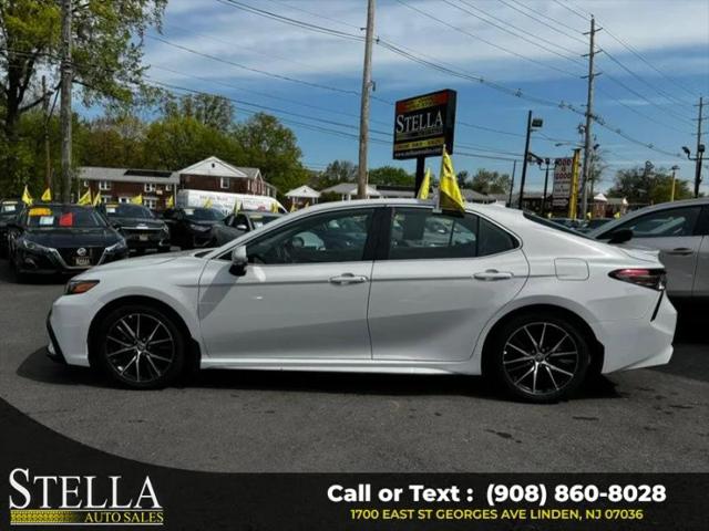 2024 Toyota Camry SE