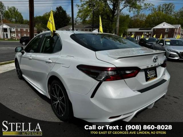 2024 Toyota Camry SE