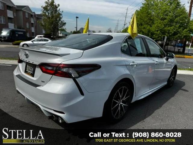 2024 Toyota Camry SE