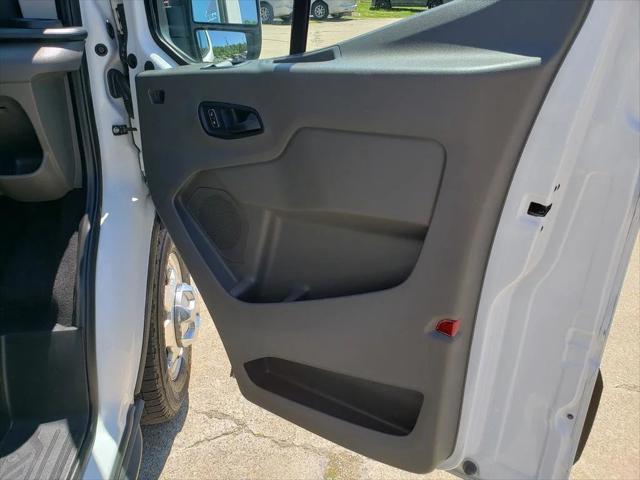 2022 Ford Transit Cargo Van Base