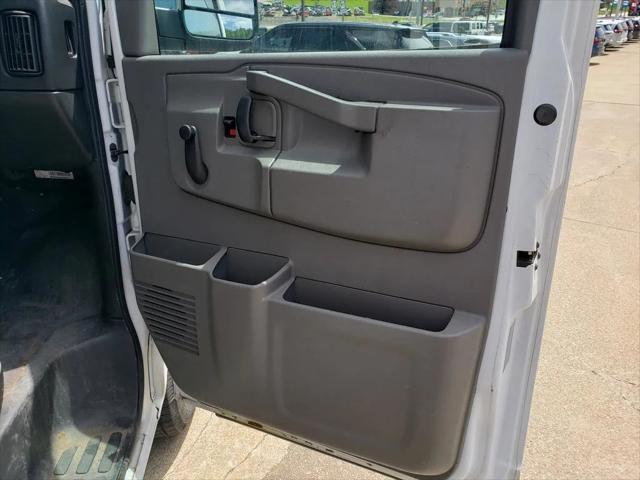 2017 Chevrolet Express Cutaway Work Van