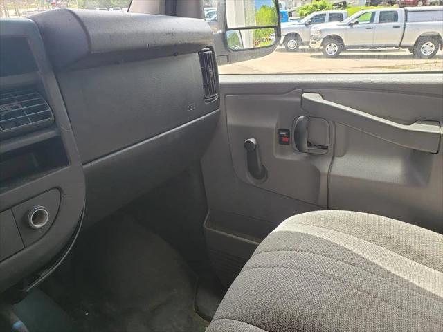 2017 Chevrolet Express Cutaway Work Van