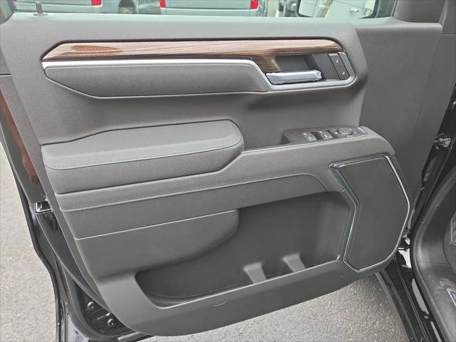 2026 Chevrolet Silverado 1500 4WD Crew Cab Standard Bed LT