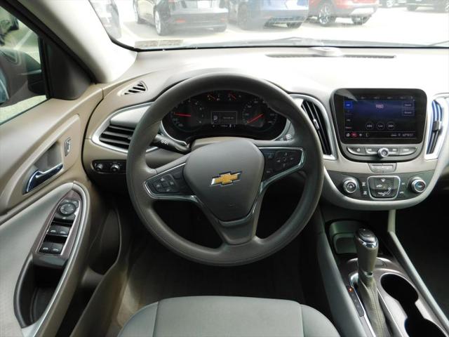 2020 Chevrolet Malibu FWD 1FL