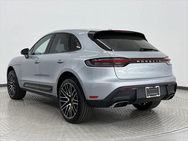 2025 Porsche Macan Macan