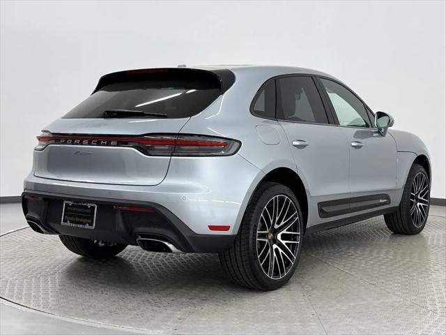 2025 Porsche Macan Macan
