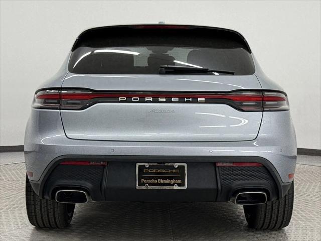 2025 Porsche Macan Macan