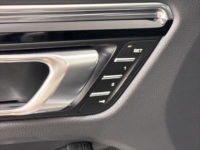 2025 Porsche Macan Macan