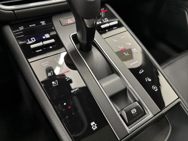 2025 Porsche Macan Macan