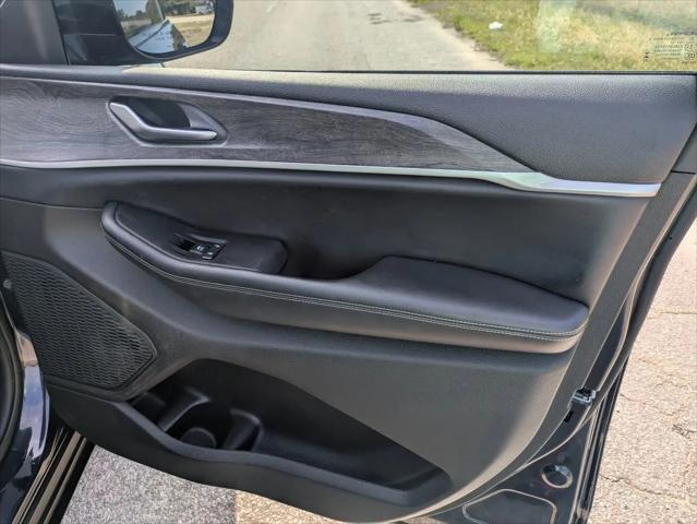 2024 Jeep Grand Cherokee L Limited 4x2
