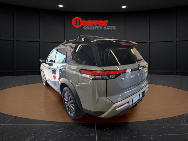 2023 Nissan Pathfinder SL 4WD