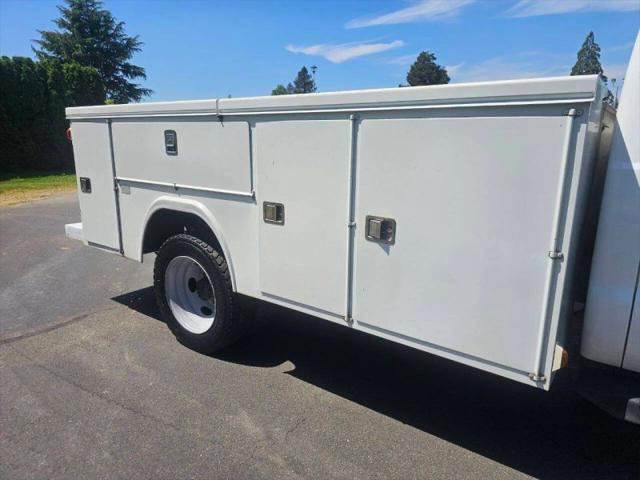 2009 Ford F-450 Base