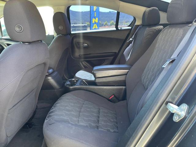 2014 Chevrolet Volt Base